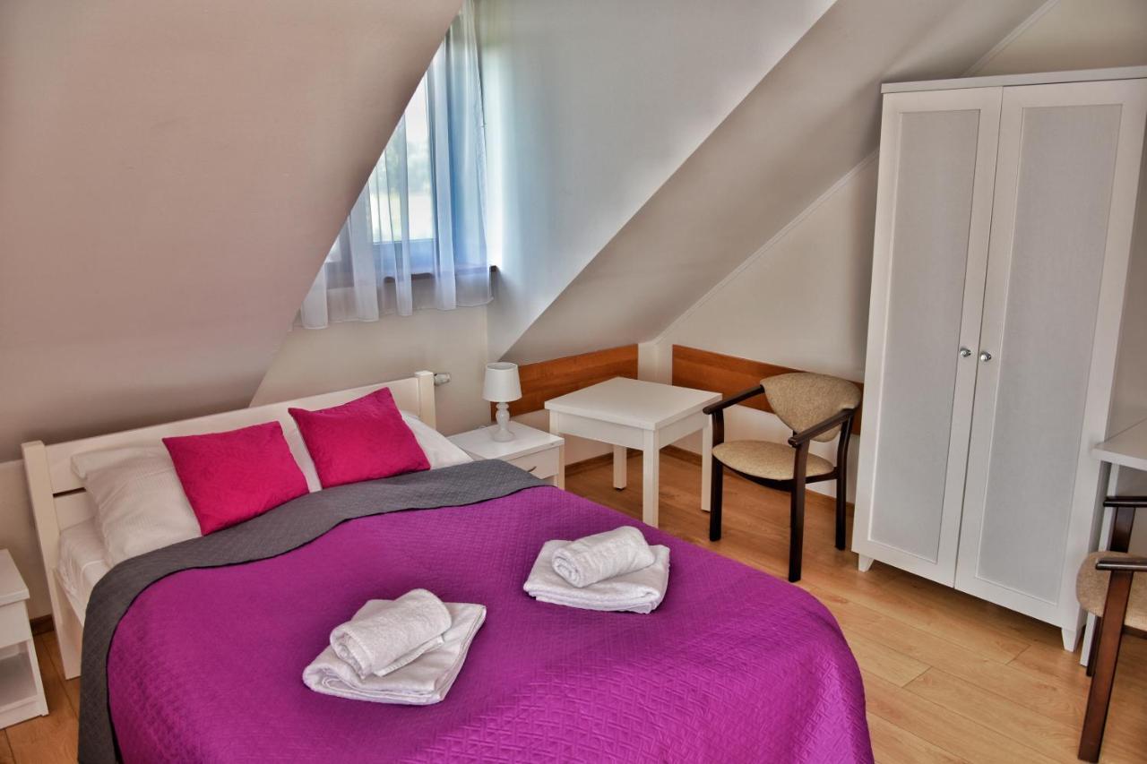 Dwor Nad Bugiem Hotel Majdan Stulenski ภายนอก รูปภาพ